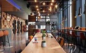 Moxy Edinburgh
